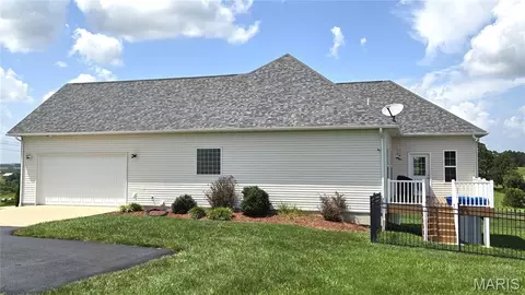 Exterior - 13300 Sterling Hills Dr, Rolla, MO 65401 photo 18 of 20