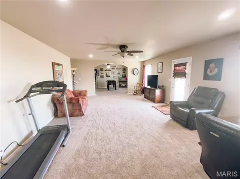 Living - 13300 Sterling Hills Dr, Rolla, MO 65401 photo 3 of 4