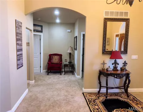 Entry Way - 13300 Sterling Hills Dr, Rolla, MO 65401 photo 2 of 9