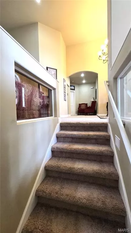 Entry Way - 13300 Sterling Hills Dr, Rolla, MO 65401 photo 7 of 9