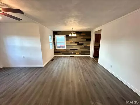 Living - 608 Devonshire Dr, Belleville, IL 62226 photo 1 of 4