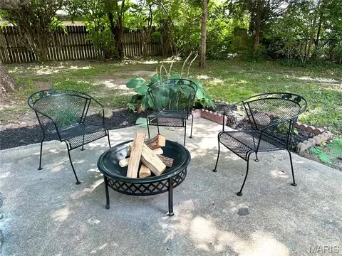 Other - 608 Devonshire Dr, Belleville, IL 62226 photo 2 of 8