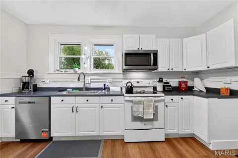 Kitchen - 3215 Fee Fee Rd, Bridgeton, MO 63044 photo 1 of 3