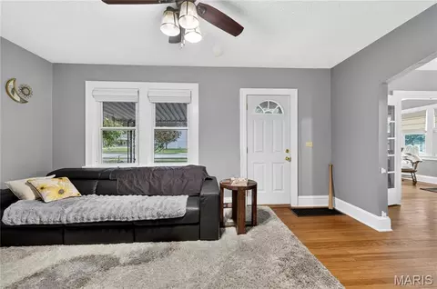 Entry Way - 3215 Fee Fee Rd, Bridgeton, MO 63044 photo 1 of 2