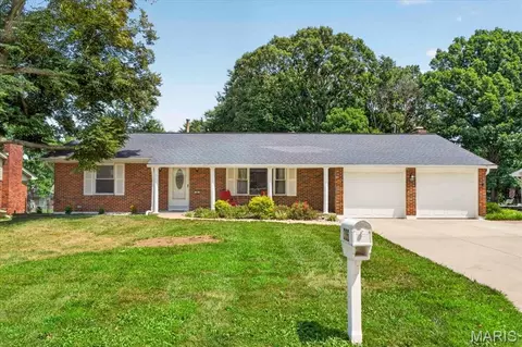 Exterior - 306 Portwind Pl, Ballwin, MO 63021 photo 2 of 15