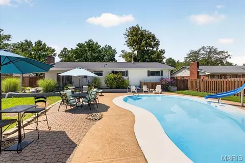 Exterior - 306 Portwind Pl, Ballwin, MO 63021 photo 12 of 15