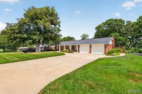 Exterior - 306 Portwind Pl, Ballwin, MO 63021 photo 4 of 15