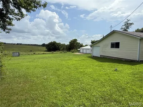 Exterior - 12376 Biram Dr, Plato, MO 65552 photo 5 of 5