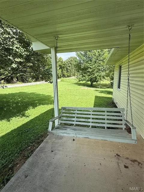Exterior - 12376 Biram Dr, Plato, MO 65552 photo 2 of 5