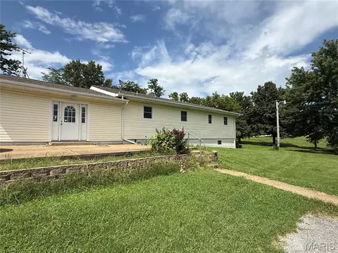 Exterior - 12376 Biram Dr, Plato, MO 65552 photo 3 of 5