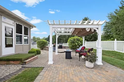 Exterior - 417 Marbleton Cir, O'fallon, IL 62269 photo 3 of 11