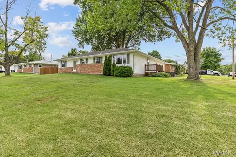Exterior - 1205 Cypress Dr, O'fallon, MO 63366 photo 2 of 5