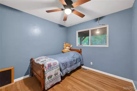 Bedroom - 23443 Forest Haven Dr, Wright City, MO 63390 photo 5 of 11