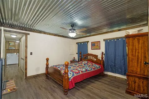 Bedroom - 18618 S Us Highway 63, Rolla, MO 65401 photo 3 of 4
