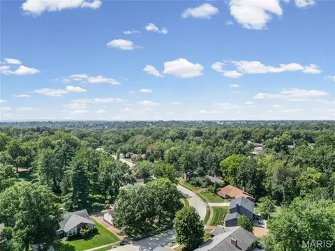 View/Area - 480 Maymont Dr, Ballwin, MO 63011 photo 2 of 3