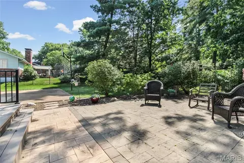 Exterior - 480 Maymont Dr, Ballwin, MO 63011 photo 6 of 9