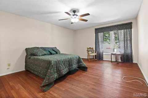 Bedroom - 480 Maymont Dr, Ballwin, MO 63011 photo 1 of 8