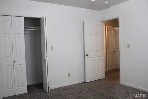 Bedroom - 500 Oak Leaf Ln, Mokane, MO 65059 photo 1 of 1