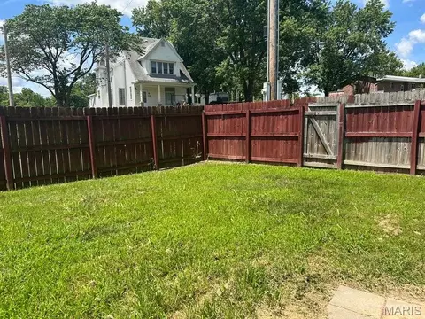 Exterior - 500 Oak Leaf Ln, Mokane, MO 65059 photo 1 of 2