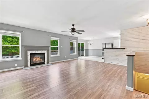 Living - 341 Falcon Hill Dr, O'fallon, MO 63368 photo 3 of 5