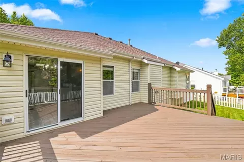 Exterior - 341 Falcon Hill Dr, O'fallon, MO 63368 photo 5 of 6