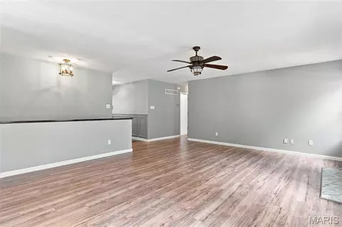 Living - 341 Falcon Hill Dr, O'fallon, MO 63368 photo 2 of 5