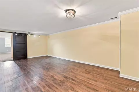 Living - 341 Falcon Hill Dr, O'fallon, MO 63368 photo 4 of 5