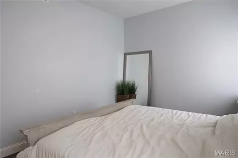 Bedroom - 15580 Top Dr, Saint Robert, MO 65584 photo 11 of 18