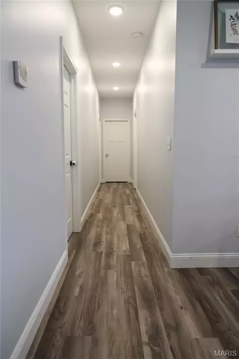 Entry Way - 15580 Top Dr, Saint Robert, MO 65584 photo 6 of 9