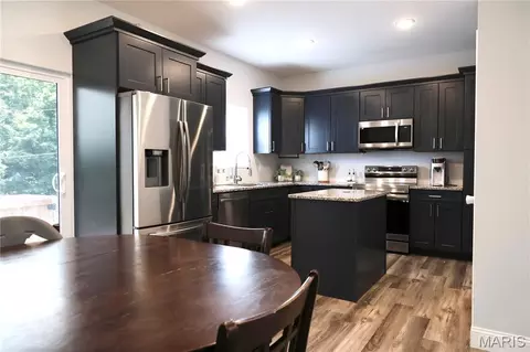 Kitchen - 15580 Top Dr, Saint Robert, MO 65584 photo 1 of 1