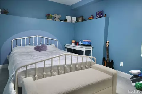 Bedroom - 15580 Top Dr, Saint Robert, MO 65584 photo 16 of 18