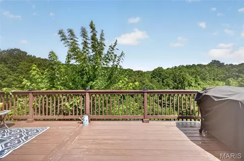 Exterior - 131 Creek View Dr, Saint Robert, MO 65584 photo 4 of 11