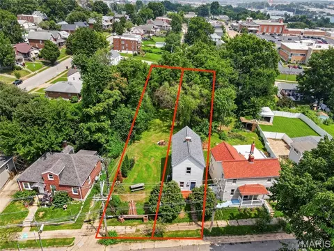 1316 Graham St, Saint Louis, MO 63139