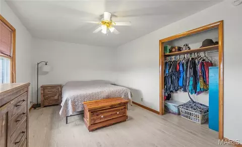 Bedroom - 14920 Dillon Outer Rd, Saint James, MO 65559 photo 3 of 4
