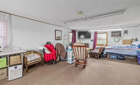 Bedroom - 14920 Dillon Outer Rd, Saint James, MO 65559 photo 4 of 4