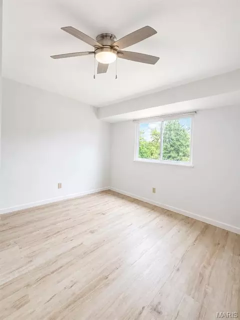 Bedroom - 745 Woodrun Dr, Ballwin, MO 63021 photo 3 of 3