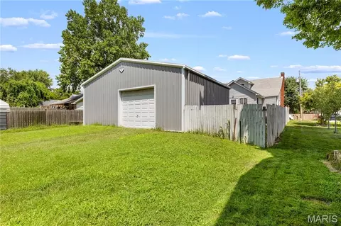 Exterior - 122 E Center St, Brighton, IL 62012 photo 7 of 7