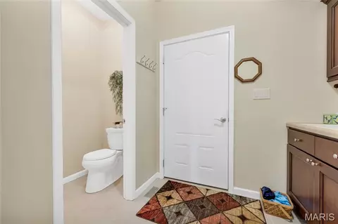 Entry Way - 401 Briarcliff Dr, Waterloo, IL 62298 photo 2 of 2