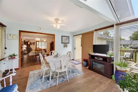 Dining - 101 S Locust St, Dixon, MO 65459 photo 4 of 4