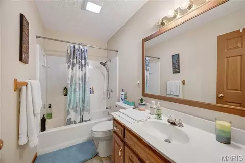 Bath - 101 S Locust St, Dixon, MO 65459 photo 4 of 5