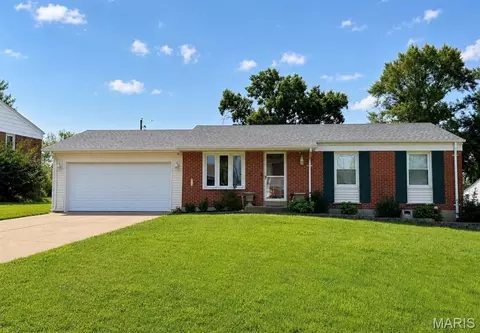 4140 Liguori Ln, Bridgeton, MO 63044