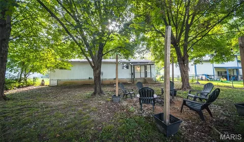 Exterior - 403 Fox Creek Rd, Rolla, MO 65401 photo 4 of 7