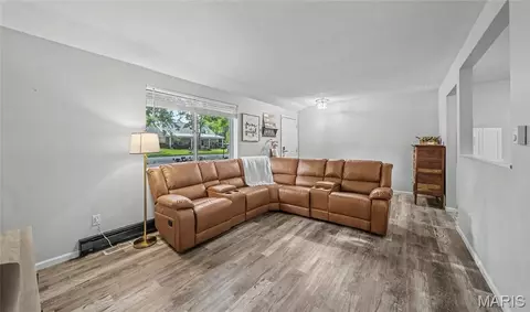 Living - 403 Fox Creek Rd, Rolla, MO 65401 photo 1 of 1