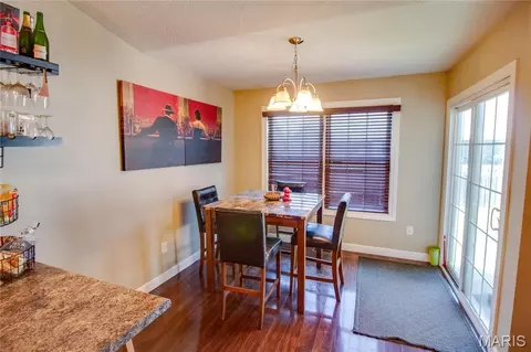 Dining - 2909 Sandy Ln, Springfield, IL 62711 photo 1 of 2