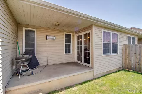 Exterior - 2909 Sandy Ln, Springfield, IL 62711 photo 9 of 9