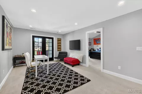 Other - 3033 Fallbrook Dr, Saint Louis, MO 63131 photo 6 of 22