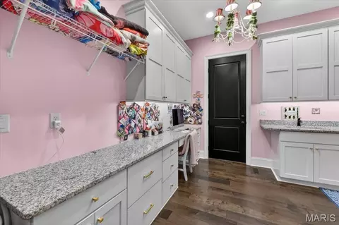 Other - 3033 Fallbrook Dr, Saint Louis, MO 63131 photo 2 of 22