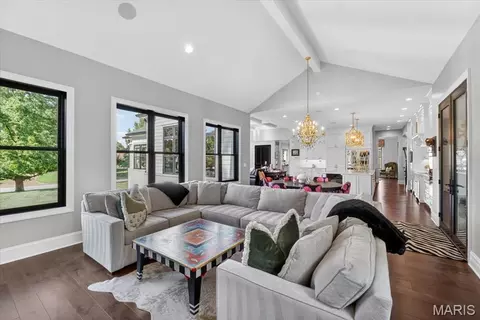 Other - 3033 Fallbrook Dr, Saint Louis, MO 63131 photo 1 of 22