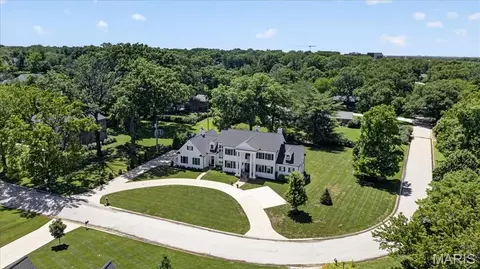 View/Area - 3033 Fallbrook Dr, Saint Louis, MO 63131 photo 1 of 1