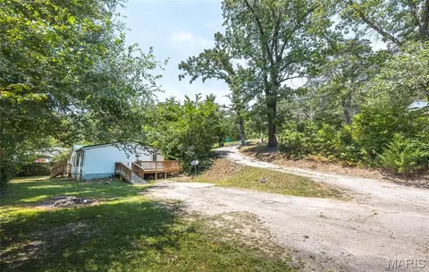 Exterior - 164 Hickory St, Bourbon, MO 65441 photo 9 of 9